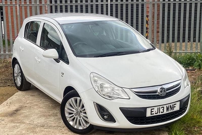 White Used 2013 Vauxhall Corsa Hatchback | £2,495 (Super price) - Image 1/1