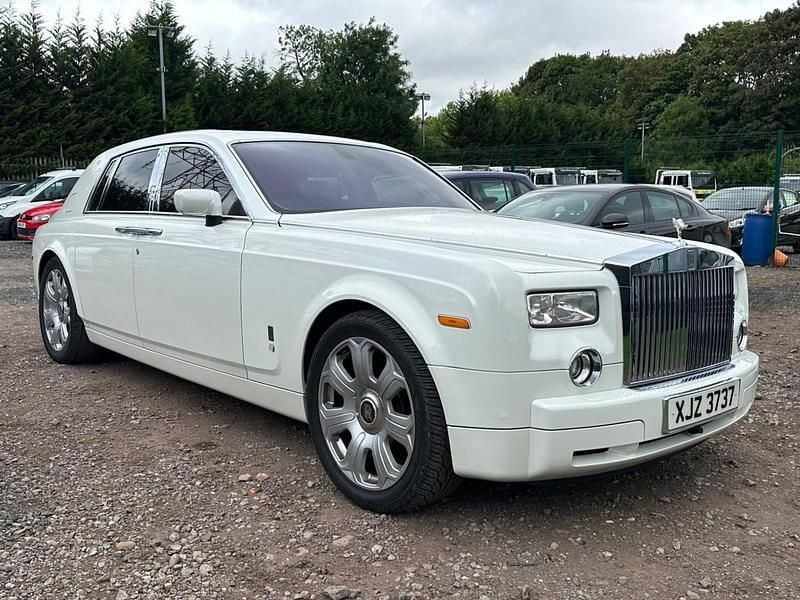 Pearl white wrap originally blue Used 2006 Rolls Royce Phantom Sedan | £50,000 (Fair price) - Image 1/4