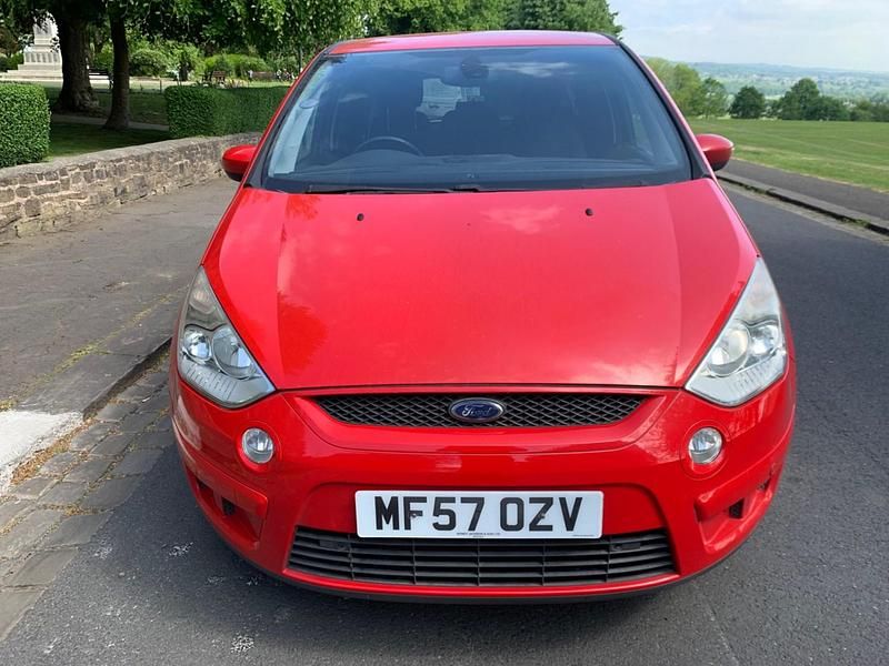 Used Ford S-MAX Titanium 2007 Red MPV