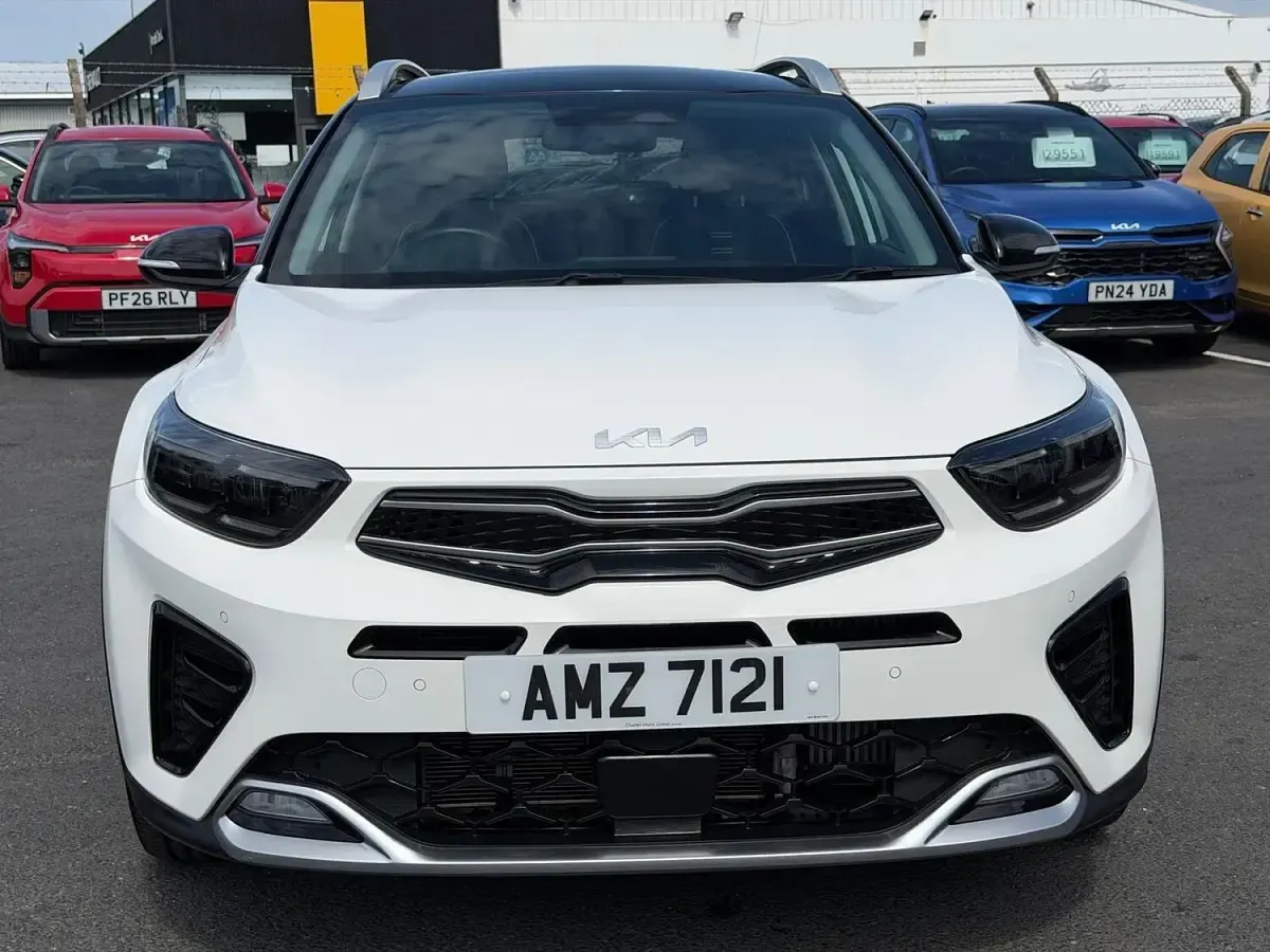 Used Kia Stonic GT-Line S 118 HP (86 kW) 2023 White SUV