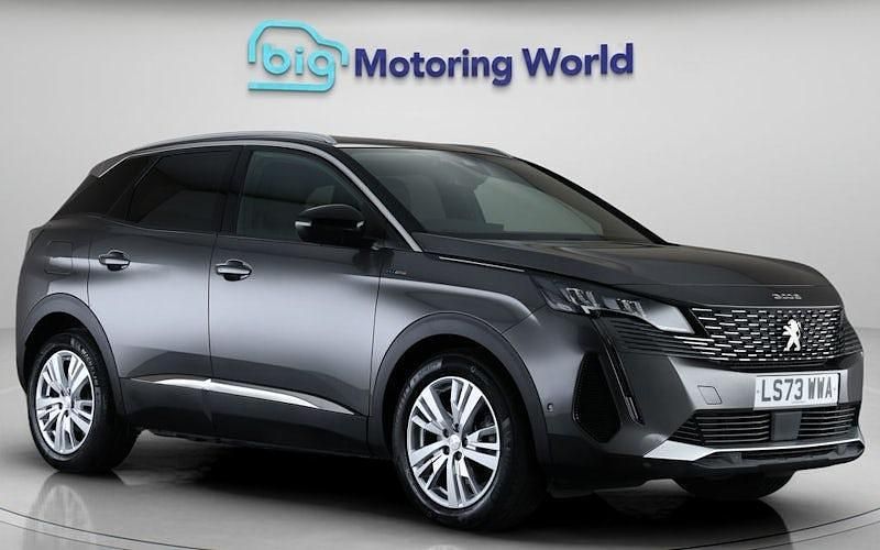 Used Peugeot 3008 Allure+ 179 HP (131 kW) 2023 Grey SUV