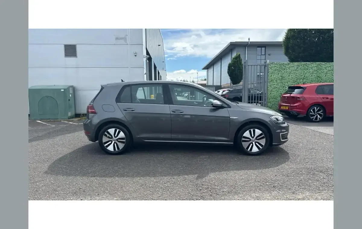 Used VW e-Golf 99 kW (135 HP) 2019 Grey Hatchback