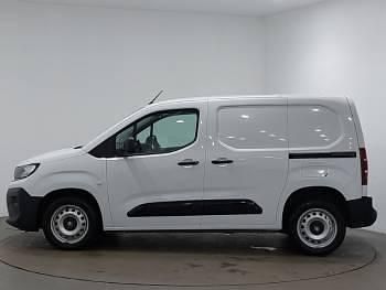 Used Vauxhall Combo 100 HP (73 kW) 2024 White Van