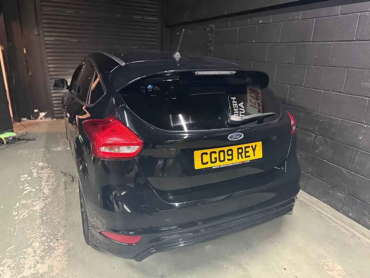 Used Ford Focus ST-Line 125 HP (91 kW) 2017 Black Hatchback