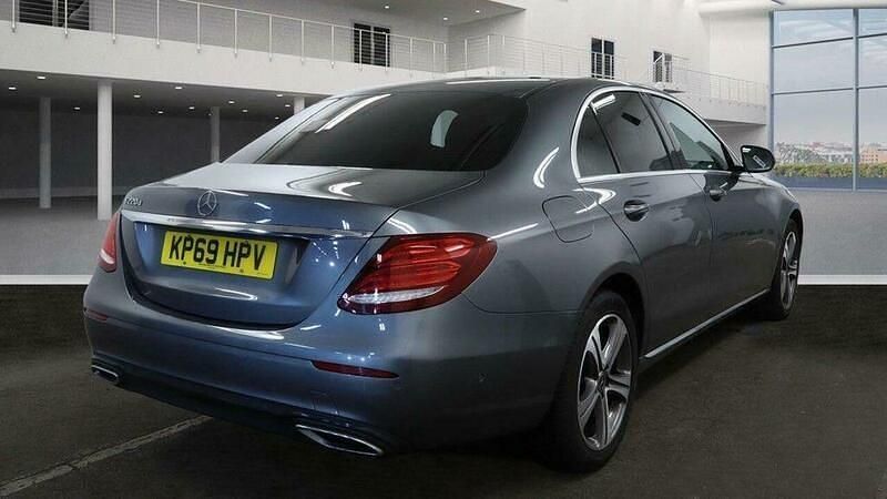 Used Mercedes E220 Premium 194 HP (142 kW) 2019 Grey Sedan