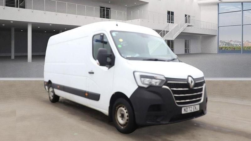 Used Renault Master Business 135 HP (99 kW) 2022 White MPV