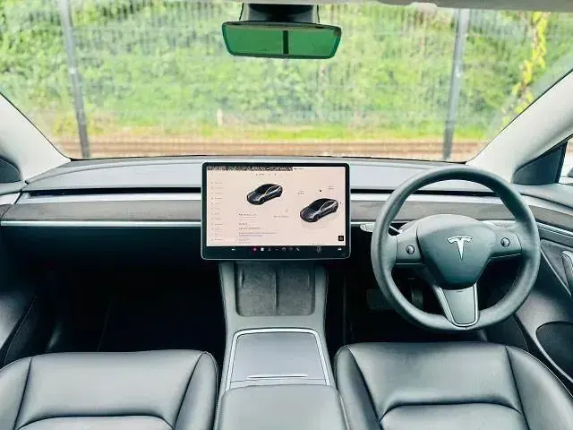 Begagnad Tesla Model 3 235 kW (320 HK) 2023 Sedan