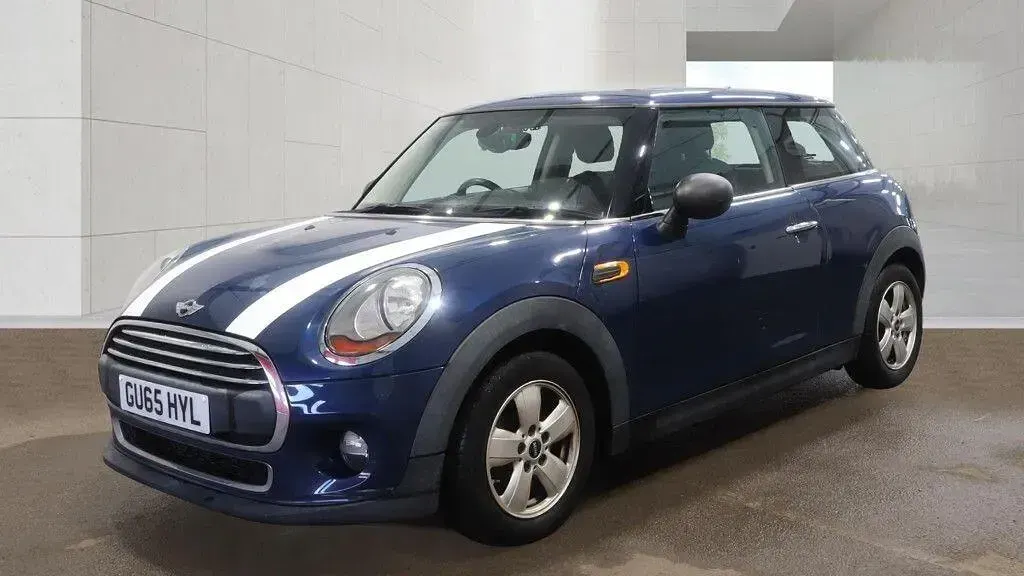 Used Mini ONE Hatch 102 HP (75 kW) 2015 Blue Hatchback