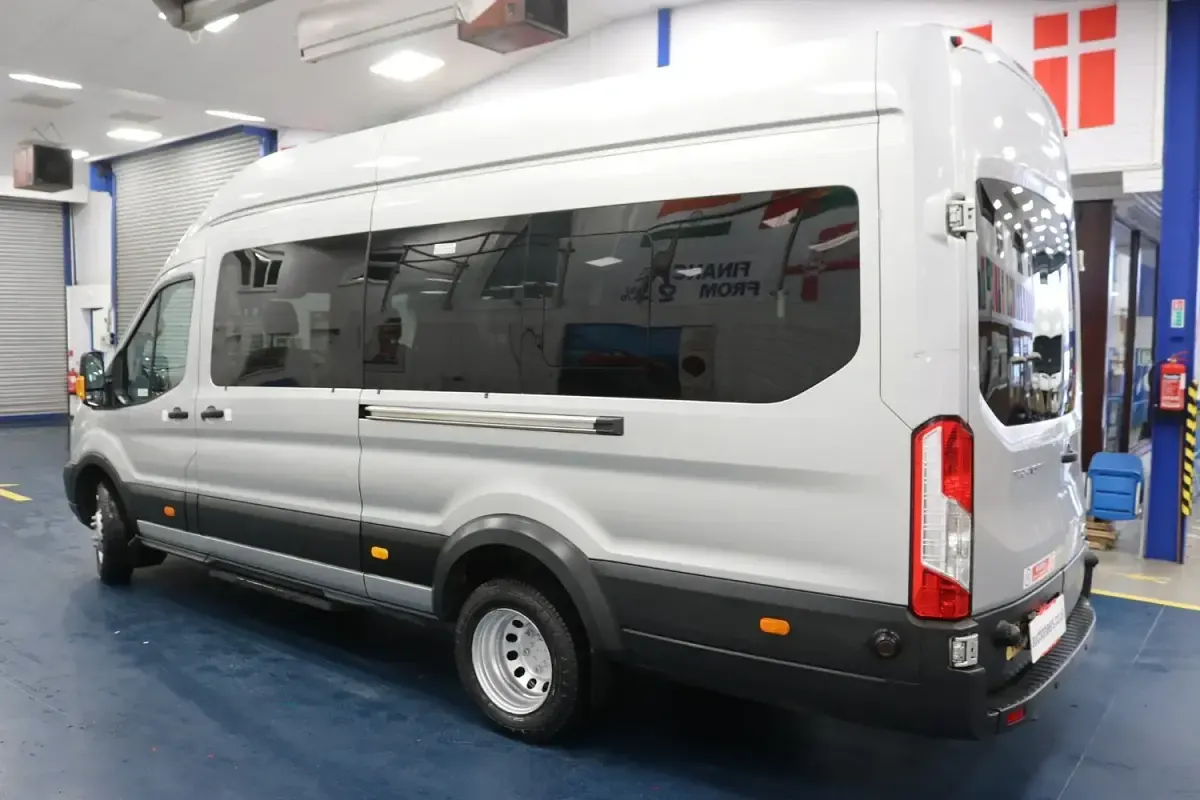 Used Ford Transit Trend 125 HP (91 kW) 2018 Silver