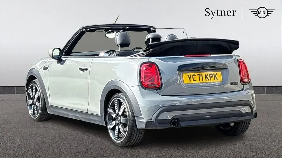Used Mini Cooper Cabriolet Exclusive 134 HP (98 kW) 2021 Grey Cabriolet