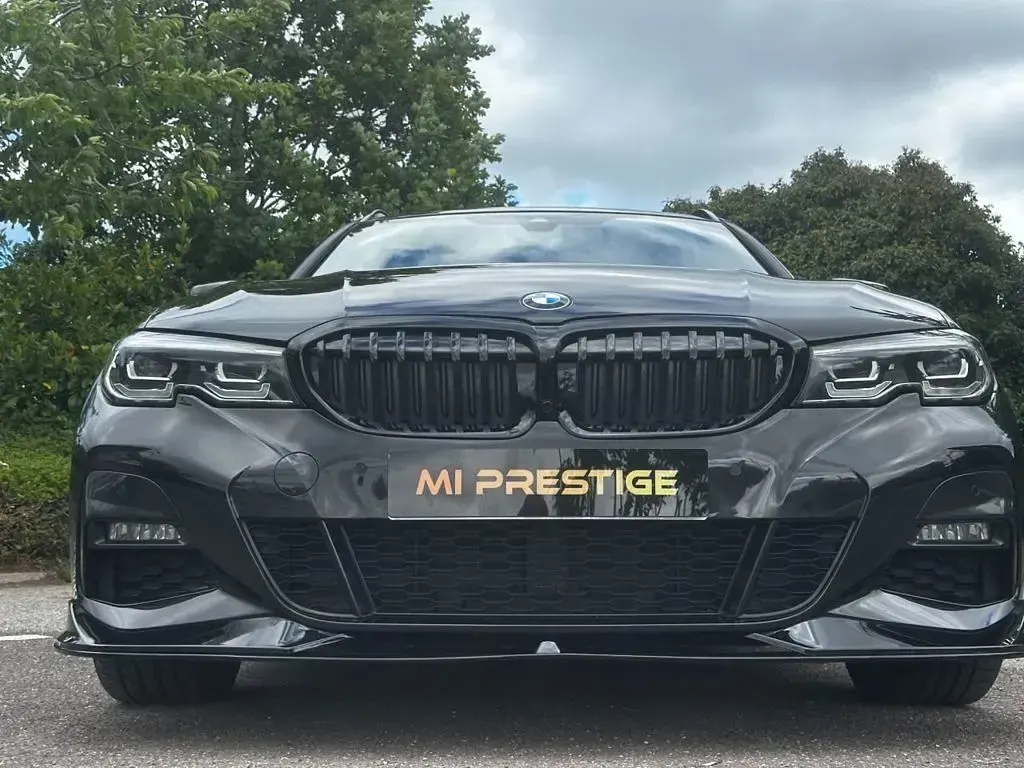 Used BMW 320 M Sport 184 HP (135 kW) 2020 Black sapphire metallic Estate