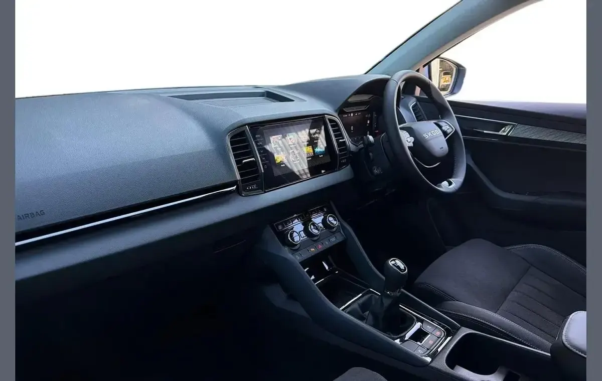New Skoda Karoq SE L 113 HP (83 kW) 2026 White SUV