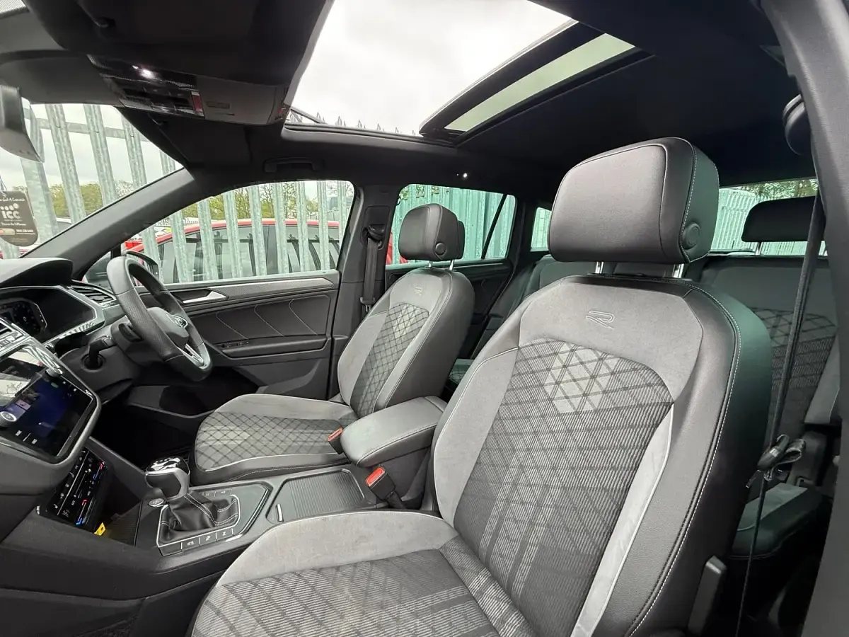 Usado VW Tiguan R-line 2022 Gris SUV