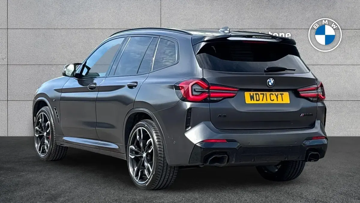 Begagnad BMW X3 Comfort Edition 360 HK (264 kW) 2021 Grå SUV