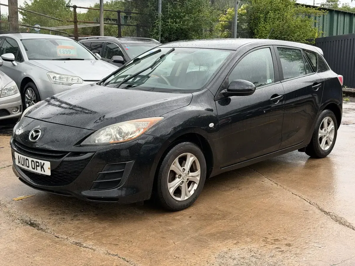 Used Mazda 3 105 HP (77 kW) 2010 Black Hatchback