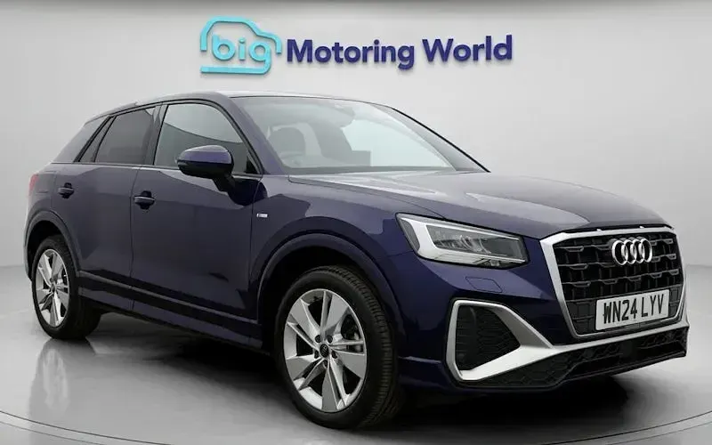 Used Audi Q2 S-Line 150 HP (110 kW) 2024 SUV