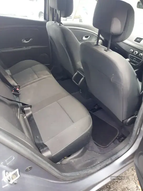 Used Renault Mégane Expression 2009 Blue Hatchback