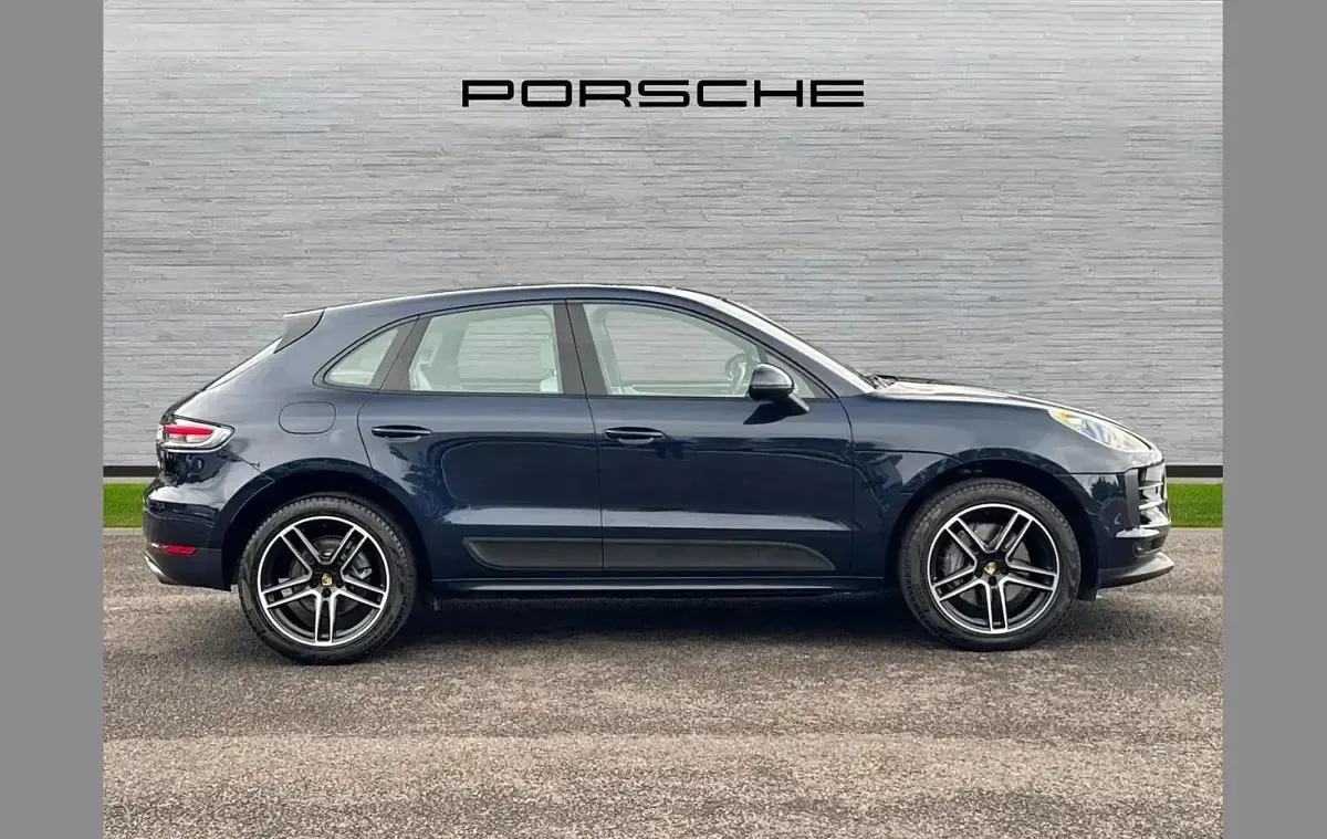 Used Porsche Macan S 354 HP (260 kW) 2021 Blue SUV