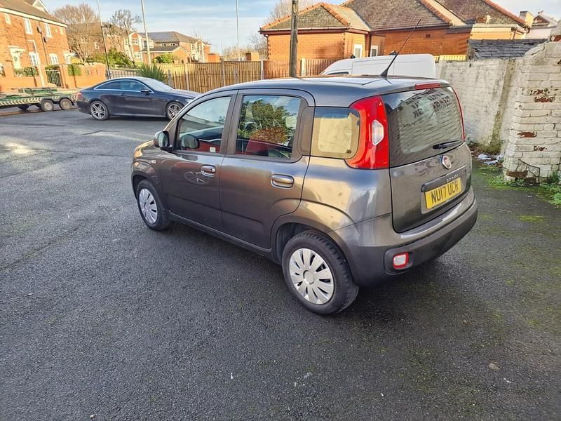 Usado Fiat Panda Pop 2017 Cinzento Citadino