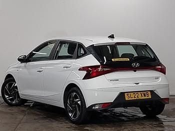 Used Hyundai i20 SE 100 HP (73 kW) 2022 White Hatchback