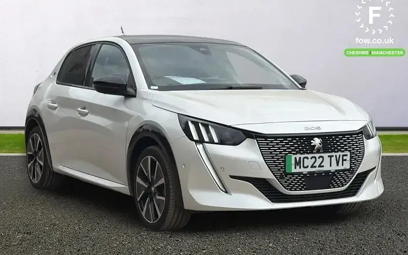 Used Peugeot e-208 Premium 100 kW (136 HP) 2022 Hatchback