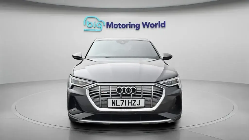 Used Audi e-tron S-Line 300 kW (408 HP) 2021 Grey SUV