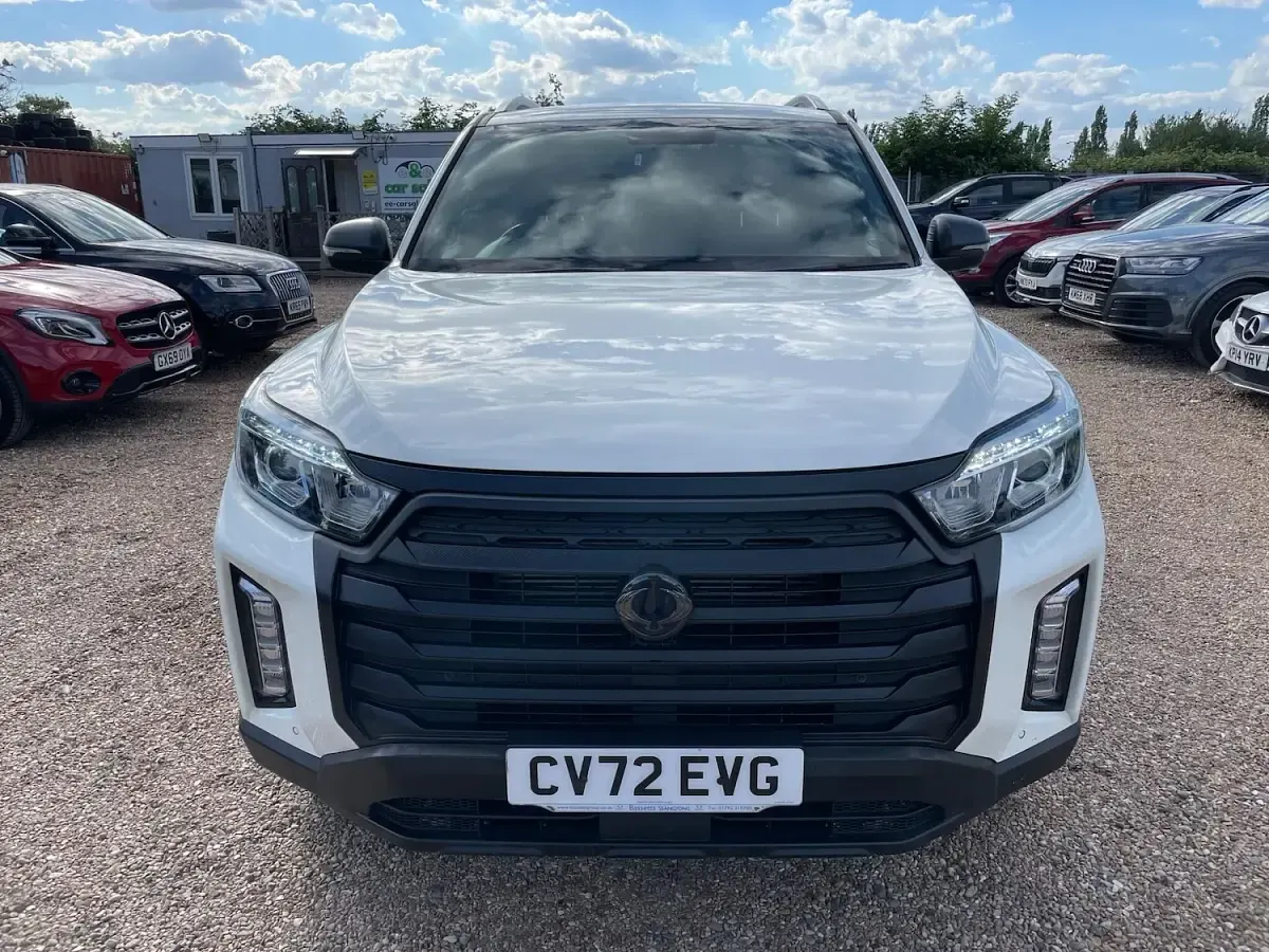 Used SsangYong Musso 181 HP (133 kW) 2022 White Pickup