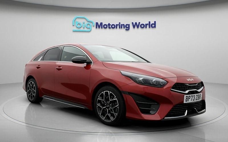 Used Kia ProCeed GT-Line 159 HP (116 kW) 2023 Red Estate