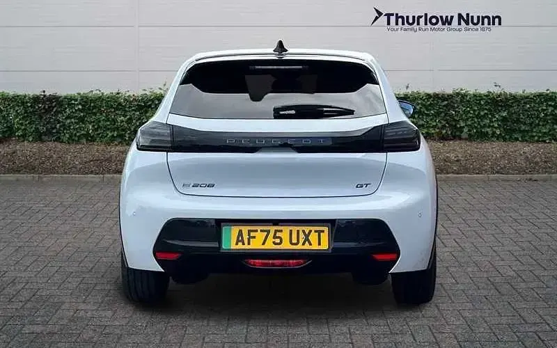 Used Peugeot e-208 Premium 114 kW (156 HP) 2026 Hatchback