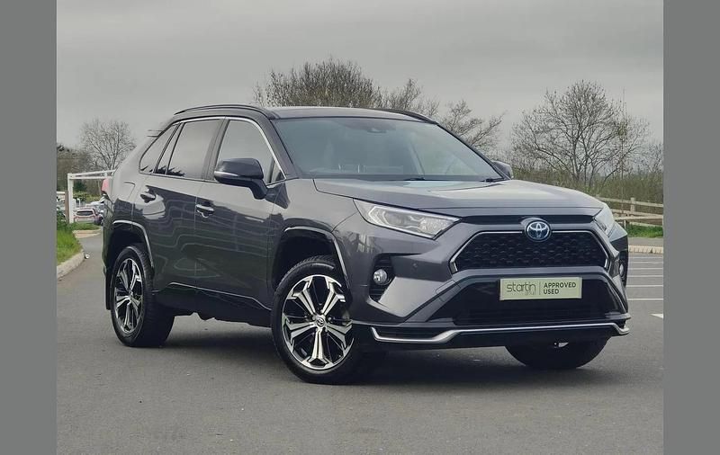 Used Toyota RAV4 Hybrid 301 HP (221 kW) 2021 Other SUV