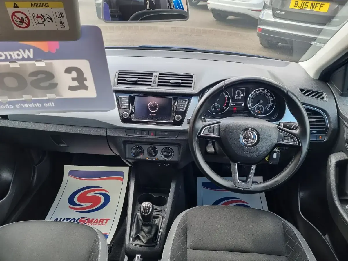 Used Skoda Fabia Colour Edition 95 HP (69 kW) 2018 Blue Hatchback
