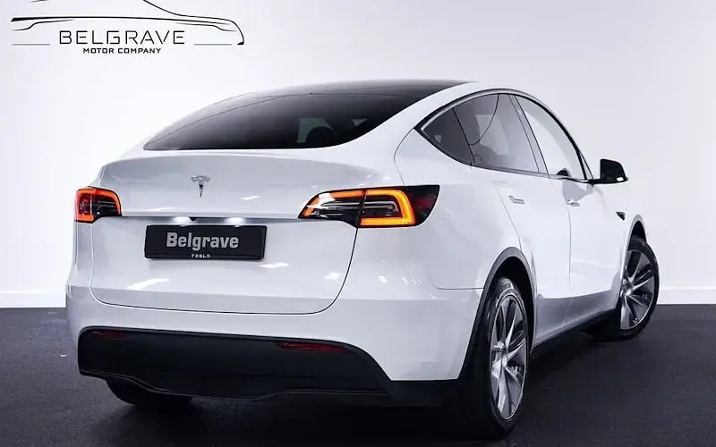 Used Tesla Model Y Standard Range 219 kW (299 HP) 2024 SUV