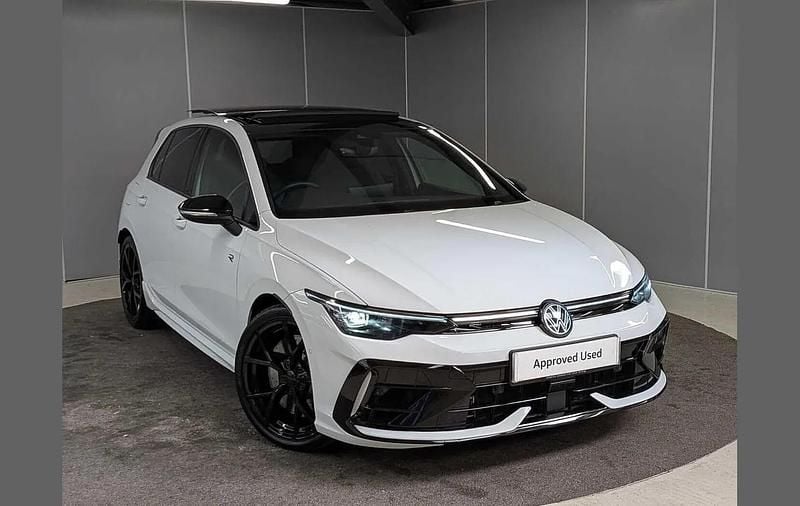 Used VW Golf VIII Black Edition 333 HP (244 kW) 2025 White Hatchback