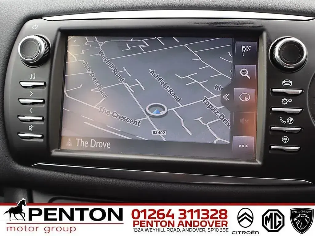 Used Toyota Yaris Sport 91 HP (66 kW) 2020 Blue Hatchback