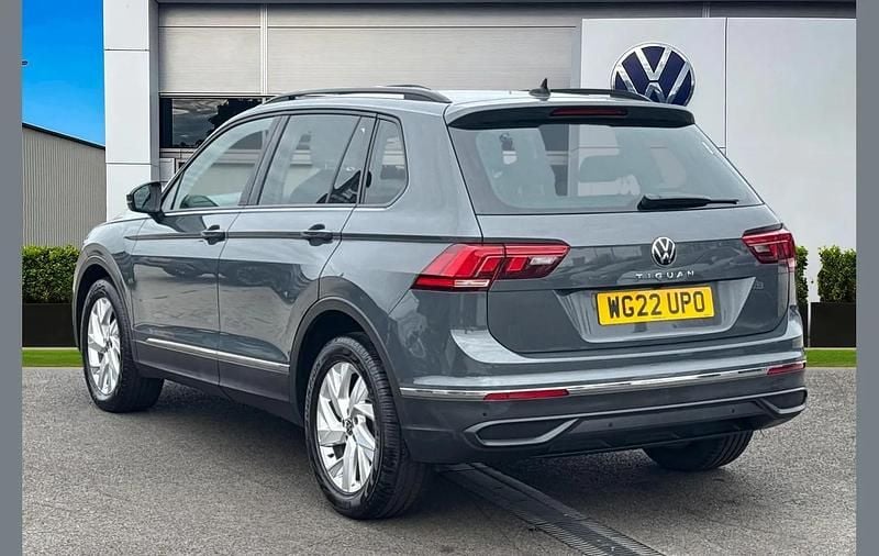 Used VW Tiguan Life 150 HP (110 kW) 2022 Grey SUV