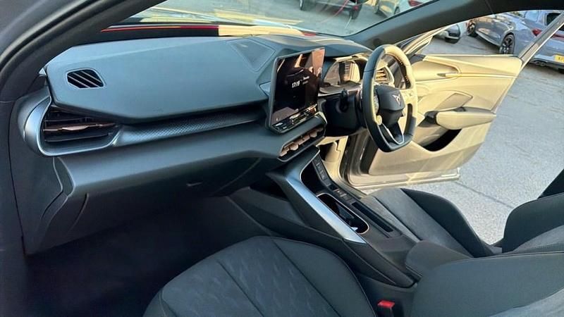 Used Cupra Terramar 204 HP (150 kW) 2025 Grey SUV