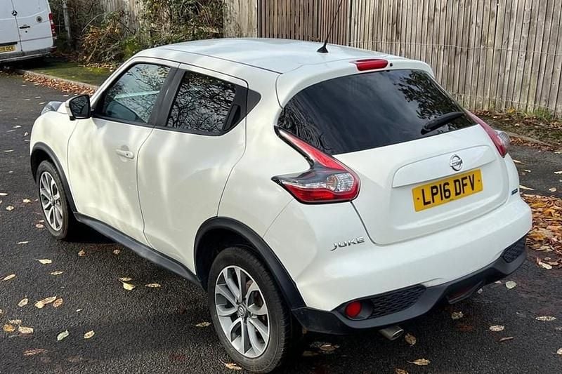 White Used 2016 Nissan Juke Tekna SUV | £3,000 (Super price) - Image 1/1