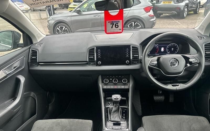 Gebraucht Skoda Karoq SE L 150 PS (110 kW) 2024 Grau SUV
