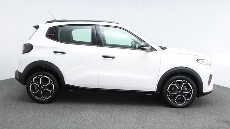 White New 2025 Citroën C3 Hatchback | £15,999 (Good price) - Image 1/4