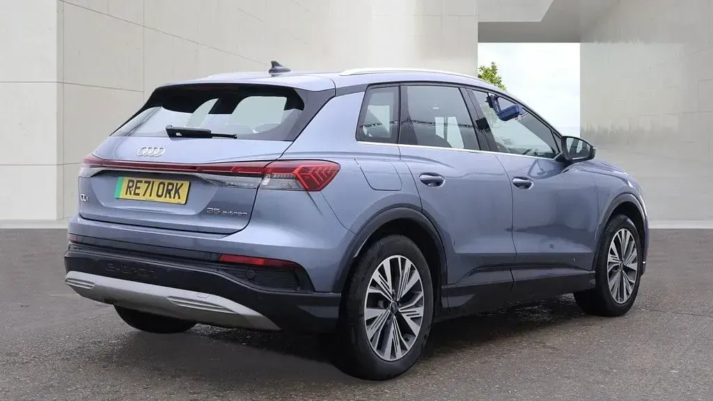 Used Audi Q4 e-tron Sport 125 kW (170 HP) 2021 SUV