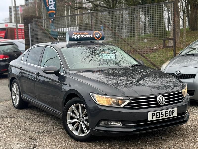 Used VW Passat Business 150 HP (110 kW) 2015 Grey Sedan