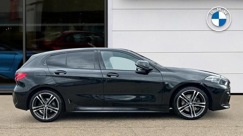 Used BMW 118 M Sport 134 HP (98 kW) 2021 Black Hatchback