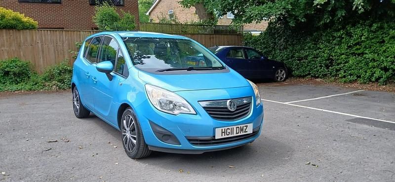 Used Vauxhall Meriva 130 HP (95 kW) 2011 Blue MPV