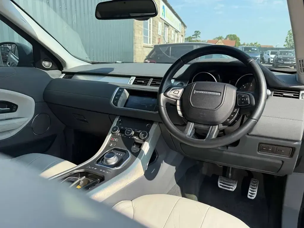 Used Land Rover Range Rover evoque SE 2015 Grey SUV