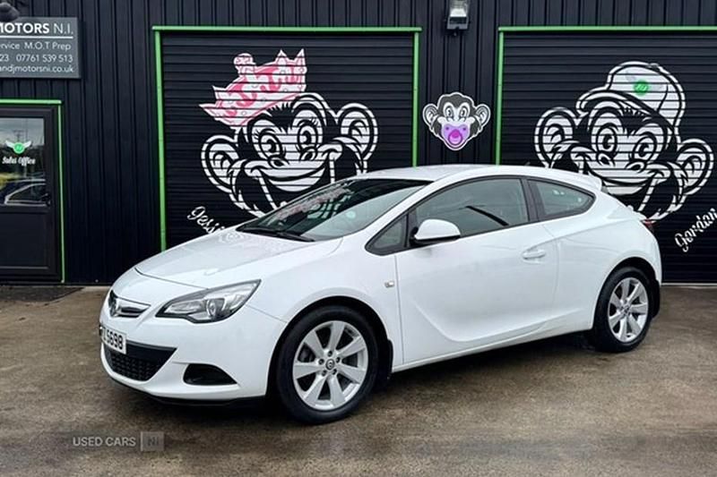 Used 2013 Vauxhall Astra GTC Sport Coupe | £4,395 (A bit pricey) - Image 1/1