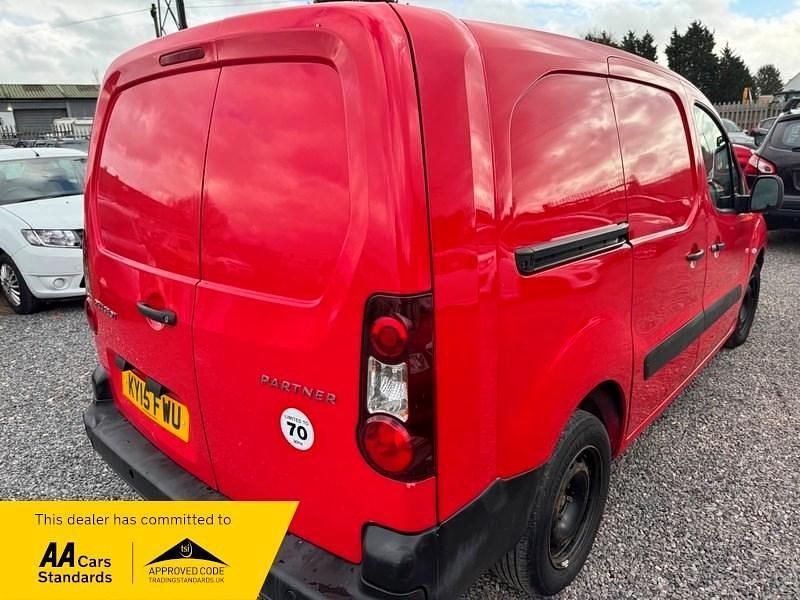Usado Peugeot Partner S 2015 Vermelho