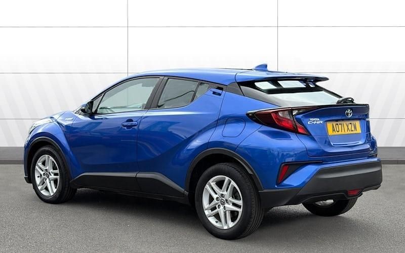Używany Toyota C-HR 122 KM (89 kW) 2023 SUV