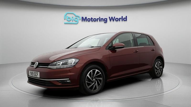 Used VW Golf VII Match 113 HP (83 kW) 2019