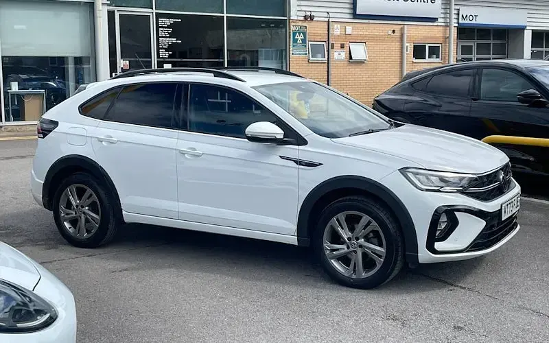 Used VW Taigo R-line 150 HP (110 kW) 2023 White SUV