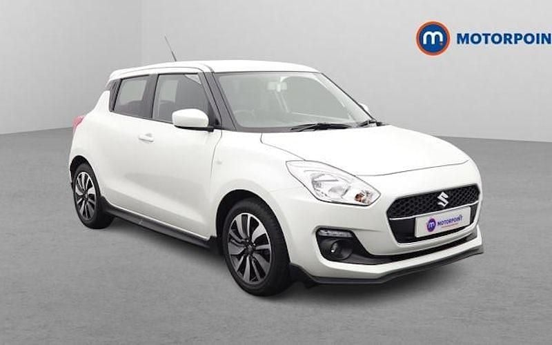 Used Suzuki Swift 90 HP (66 kW) 2019 White Hatchback